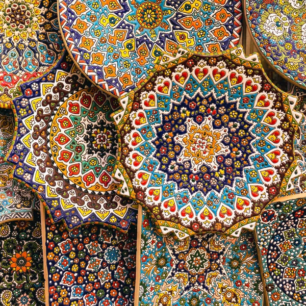 ドバイ グランド スークのお土産店 ドバイの伝統的なアラブスタイルのバザー Old Souq United Arab Emirates — ストック写真
