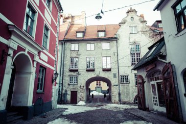 Eski şehir Riga 'daki İsveç Kapısı. Orta Çağ Gotik Mimarisi. Riga Letonya 'nın başkenti. Baltık devletleri. Avrupa.