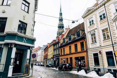 Riga Eski Kasabası. Orta Çağ Gotik Mimarisi. Riga Letonya 'nın başkenti. Baltık devletleri. Avrupa.