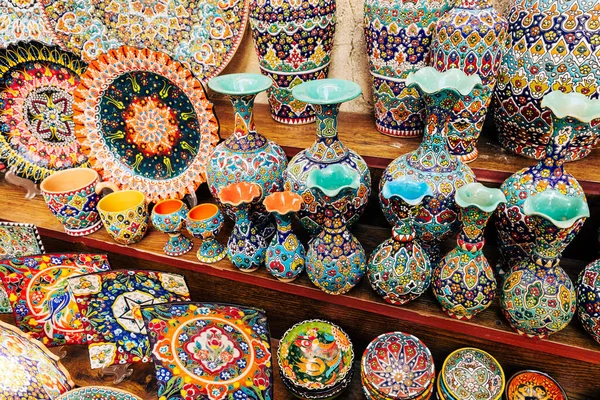 迪拜大南部的纪念品商店 阿拉伯联合酋长国迪拜老Souq的传统阿拉伯风格的集市 — 图库照片