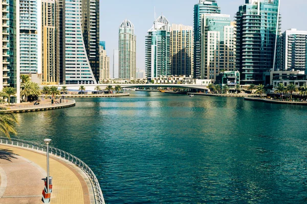 Modern Felhőkarcolók Dubai Marina Egyesült Arab Emírségek — Stock Fotó