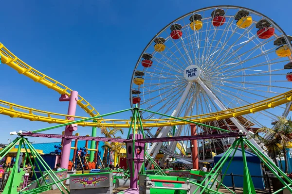 Santa Monica March 2022 Ferris Wheel Santa Monica Pier 로스앤젤레스의 — 스톡 사진