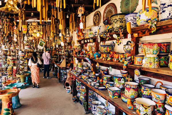 Bunte Traditionelle Mexikanische Souvenirs Auf Dem Markt Mexiko — Stockfoto