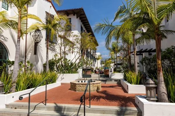 Traditionell Kolonial Arkitektur Santa Barbara Kalifornien Usa Populära Turistmål — Stockfoto