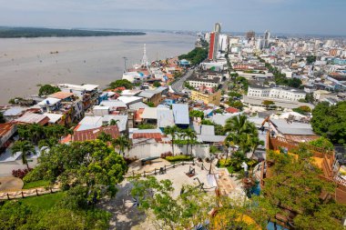 Guayaquil, Ekvador. Geleneksel koloni mimarisi. Guayaquil, Ekvador 'un ikinci büyük şehridir. Popüler turizm merkezi.