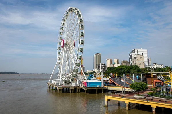 Widok Malecon 2000 Rzekę Guayas Guayaquil Drugie Wielkości Miasto Ekwadorze — Zdjęcie stockowe