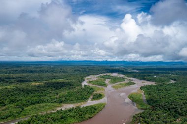 Ekvador Amazon yağmur ormanları yukarıdan. Pastaza nehri, Indichuris 'e yakın. Puyo, Ekvador, Güney Amerika. 