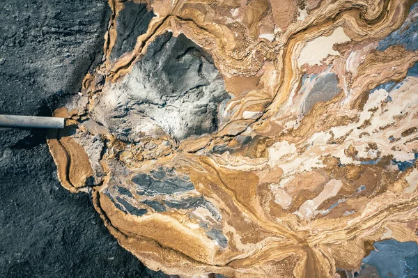 Endüstriyel Manzara. Hava görüntüsü. Kuru yüzey. Çöl manzarası. Çevreye insan etkisi. Yukarıdan bak. Soyut sanayi geçmişi. 