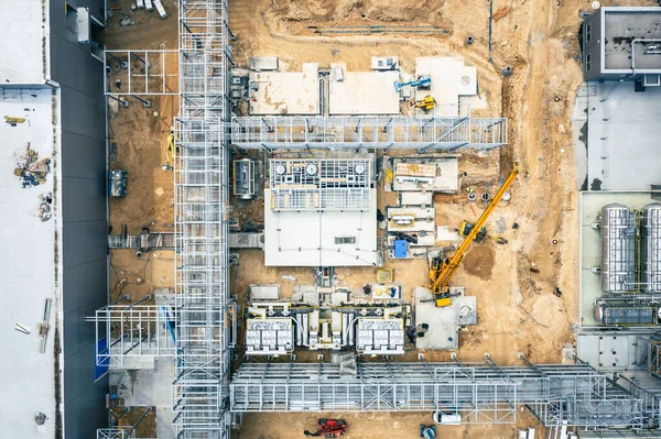 Fabriksbyggnad Flygindustriområde Med Kran Och Byggnadsutrustning — Stockfoto