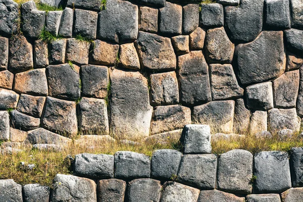 秘鲁库斯科的Saqsaywaman Inca考古遗址 有巨大的石墙 — 图库照片