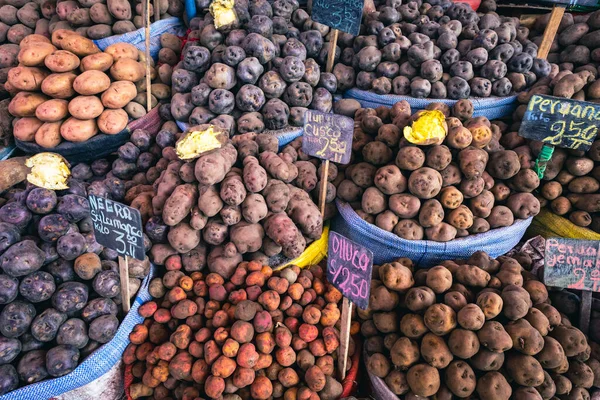 Marché Péruvien Traditionnel Pommes Terre Arequipa Exemple Grande Variété Types — Photo