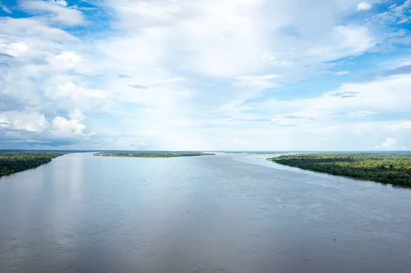 Vista Aérea Del Río Amazonas Selva Tropical Verde Perú América —  Fotos de Stock