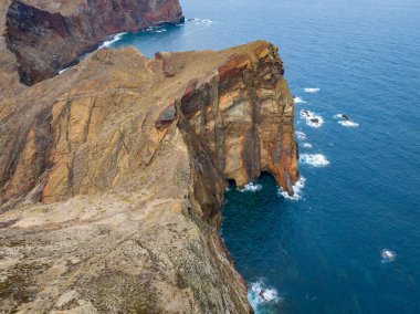 Madeira Havacılık Manzarası. Madeira Adası 'nın manzarası - Ponta de Sao Lourenco (So Loureno), Portekiz. Avrupa.