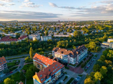 Sosnowiec şehir merkezinin hava görüntüsü. Dabrowa Havzası 'ndaki en büyük şehir. Yukarı Silezya. Polonya. Avrupa. 