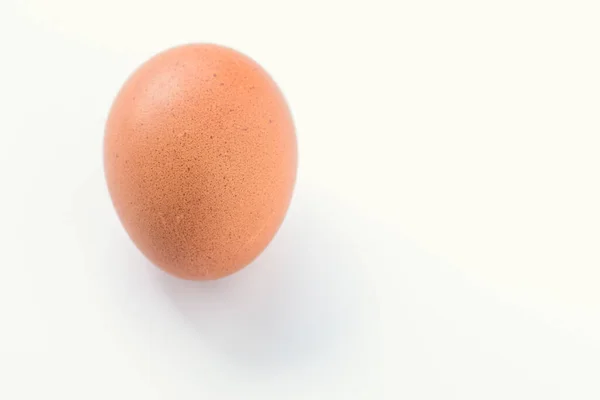 Uovo Pollo Sfondo Bianco Naturale — Foto Stock