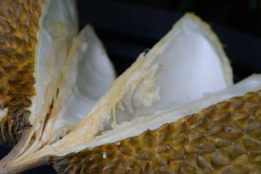 Durian peel with hard thorns has strong smell.