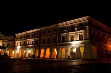 gece üzerinde zamosc mirası