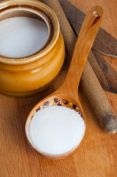 Salt on desk — Stock Photo, Image