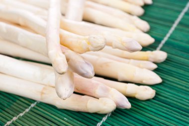 taze beyaz kuşkonmaz