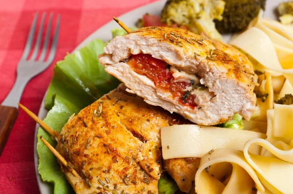 tavuk ve makarna pappardelle