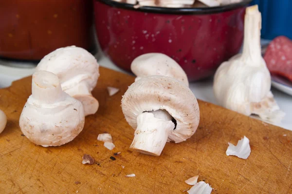 Witte champignons — Stockfoto