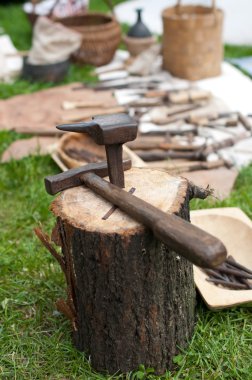 eski araçlar - örs