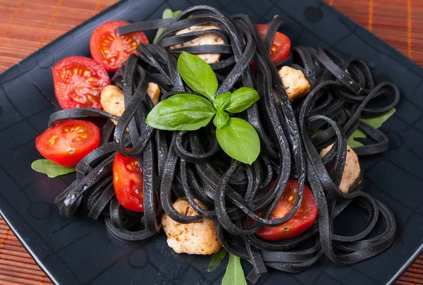 Pasta de tagliolini negro —  Fotos de Stock