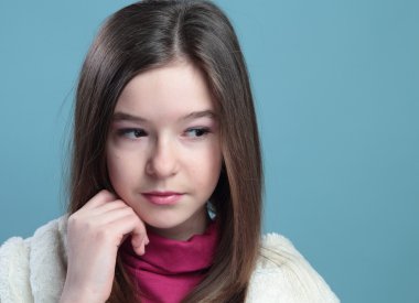 portre hüzünlü kız.