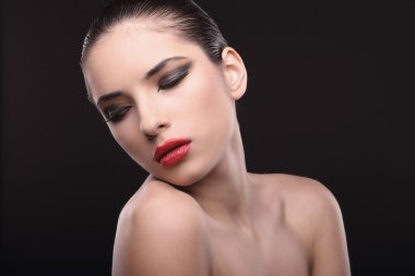  Güzel bir kızın portresi.