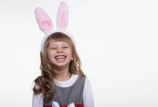 Menina engraçada com orelhas de coelho — Fotografia de Stock