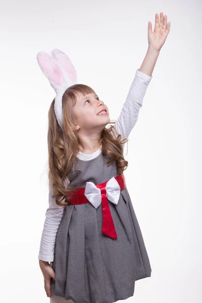 Divertente ragazza con coniglio orecchie — Foto Stock
