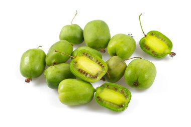 Aktinidia beyaz arkaplanda izole edildi, kapat