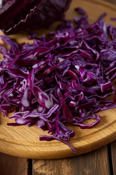 Red Cabbage Brown Wooden Surface — Stock Photo, Image