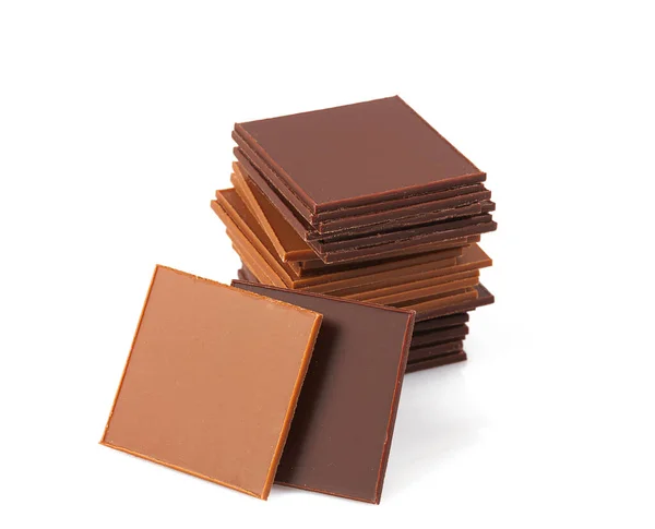 Fines Tranches Chocolat Isolées Sur Fond Blanc — Photo