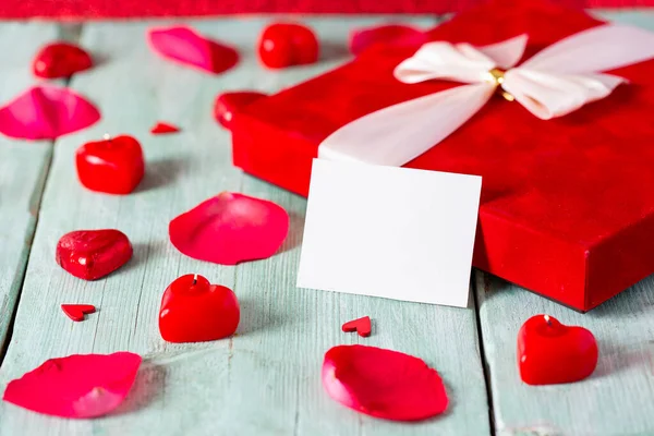 Valentinstag Dekorationen Auf Türkisfarbener Oberfläche — Stockfoto