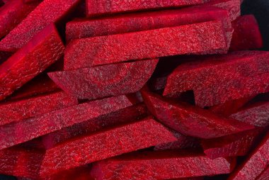 Pancar kökü beyaz arkaplanda izole edildi