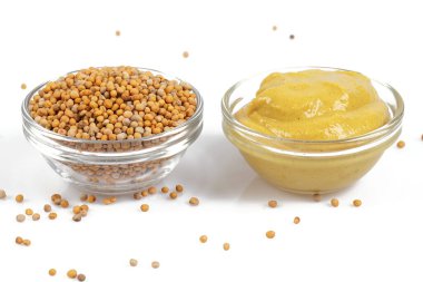 Beyaz arka plan üzerinde izole hardal