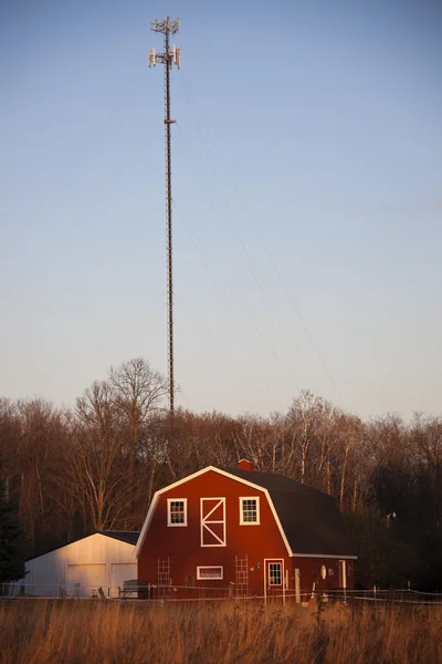 Guyed tower — Stock Photo, Image