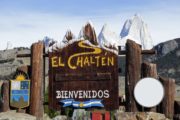 Bienvenido a El Chalten signo — Foto de Stock