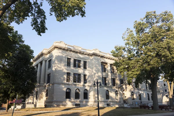 Oude gerechtsgebouw in pekin, gezien onder tazewell county — Stockfoto