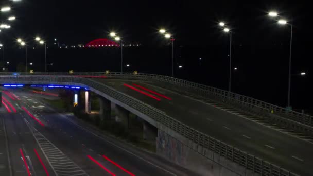 Ljus Bilar Vägen Stor Nattstad Time Lapse Bro Strålkastare — Stockvideo