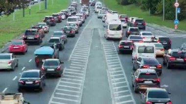 Gündüz, şehir, zaman aşımı gibi büyük şehirlerde trafik sıkışıklığı