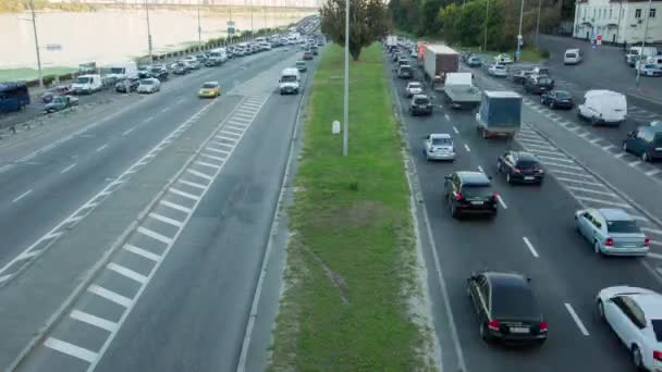 Heavy Traffic Big City Asphalt Two Lanes Metropolis Time Lapse — Stock Video