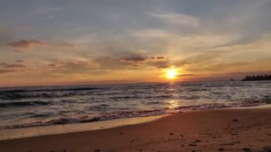 nehir kenarında güzel gün batımı