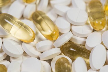 : Bağışıklık ve sağlık için çeşitli yararlı vitaminler 