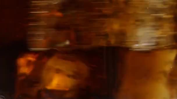 Dalam Gelas Dengan Soda Bergerak Sangat Cepat — Stok Video