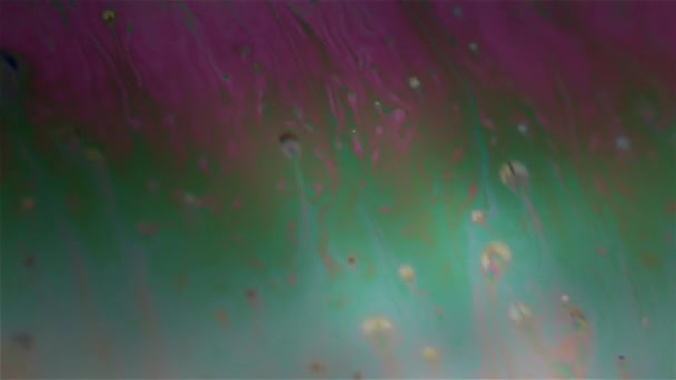 シャボン玉の色抽象的な動きの描画は非常に近い — ストック動画