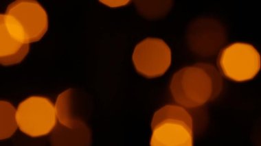 Bir sürü turuncu noel ışığı bokeh