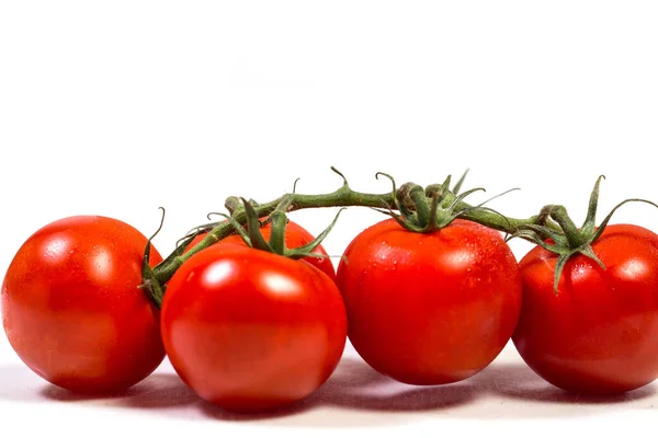 Tomates Rojos Cereza Para Ensalada Sobre Fondo Blanco — Foto de Stock