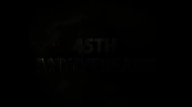 Çin tarzında 45. Yıl dönümü kutlaması, 45. Yıl dönümü, yeşil arka plan.